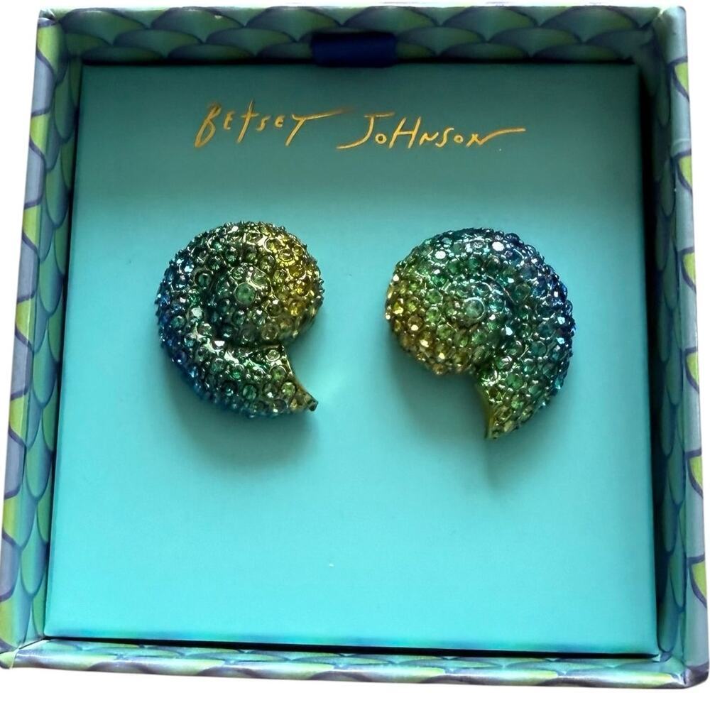New Betsey Johnson Green Blue Crystal Seashell Post Earrings in Box Mermaid